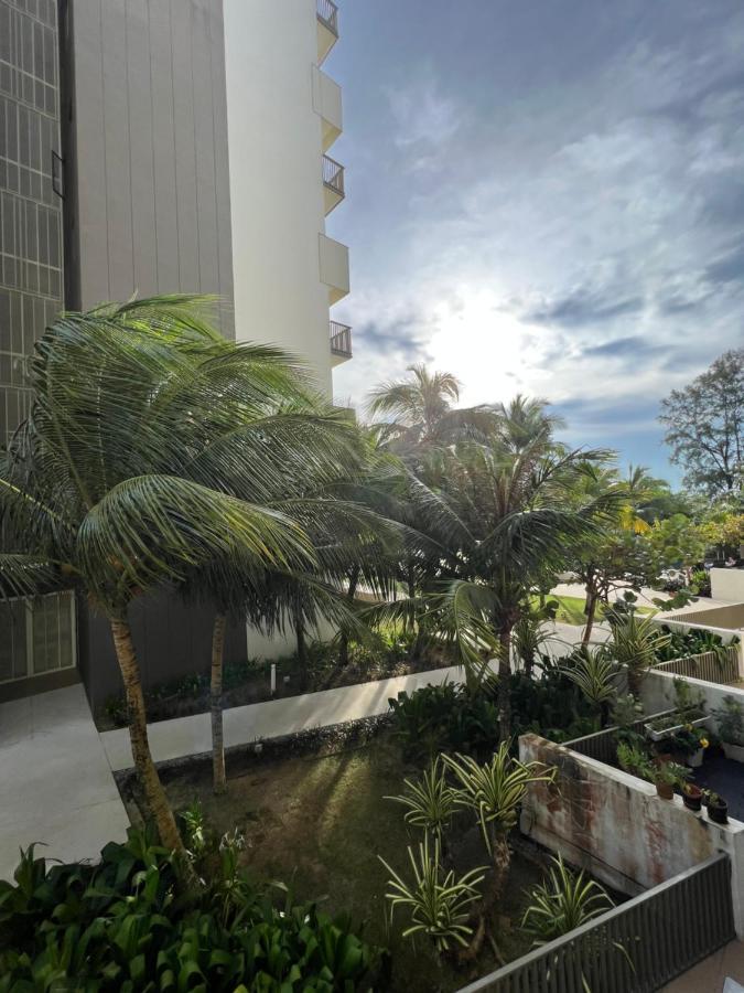 By The Sea Beachfront Designer Suites Penang - Managed By Art Of Tree Batu Feringgi Exterior foto